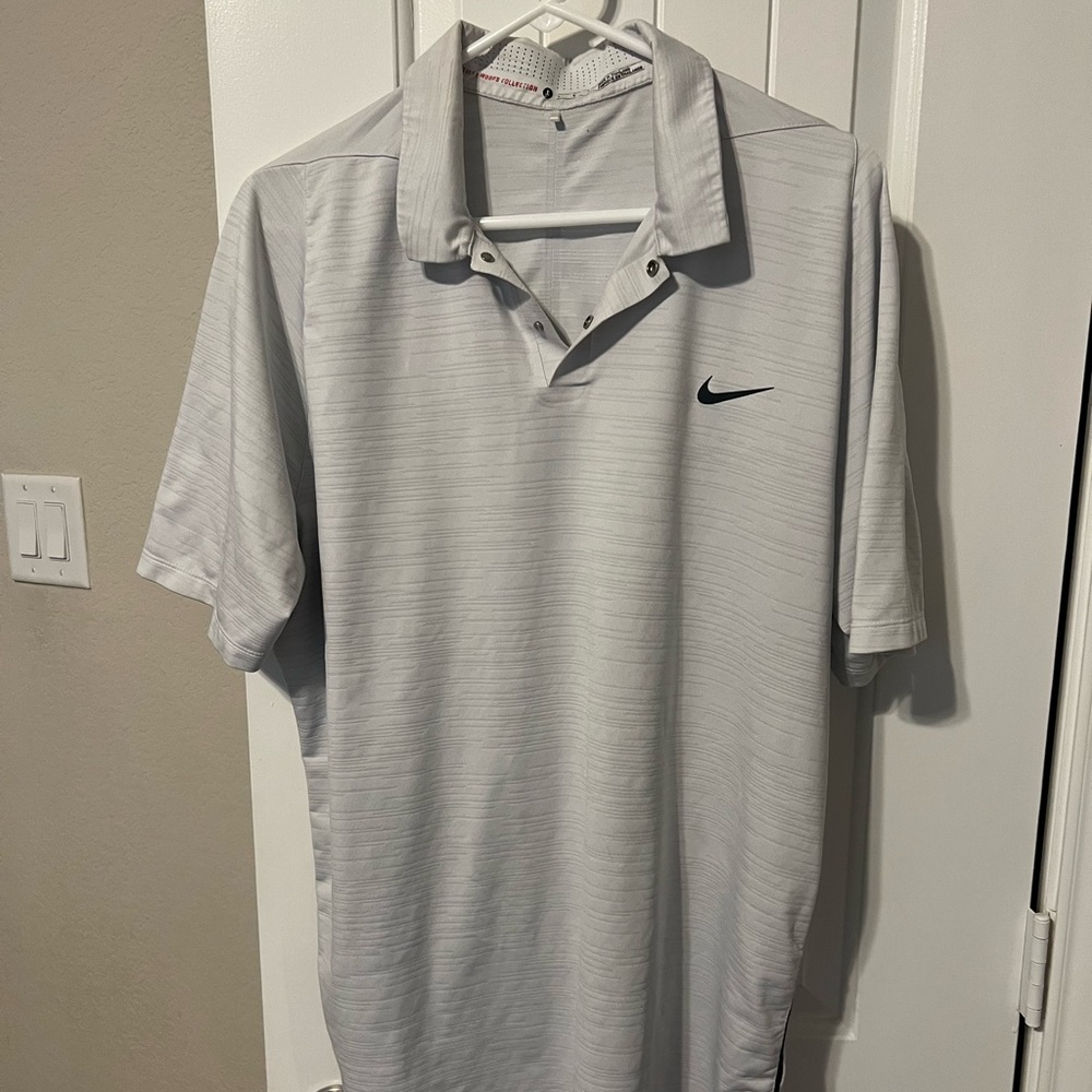 Nike Tiger Woods golf polo